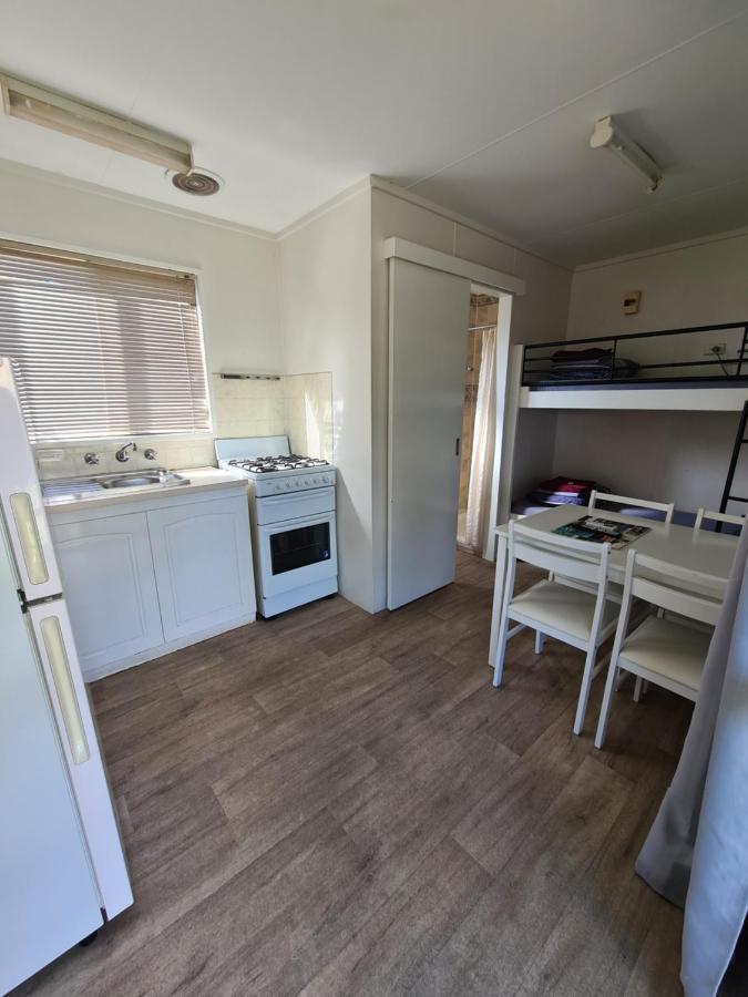 Pinjarra Caravan Park And Cabins ภายนอก รูปภาพ